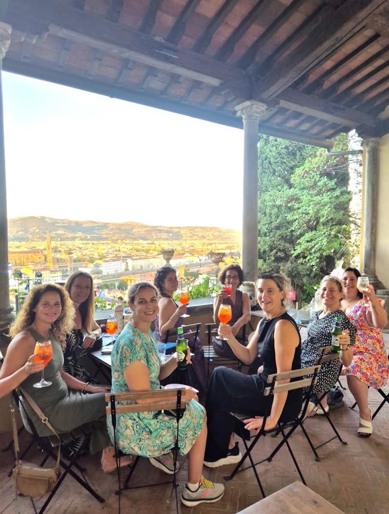 Aperitivo with a view over Florence